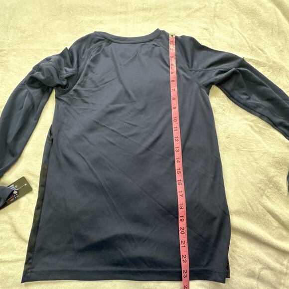 Tennessee Titans Shirt Youth Boys Medium 10/12 Long Sleeve NFL Team Aparrel NEW - Picture 10 of 11